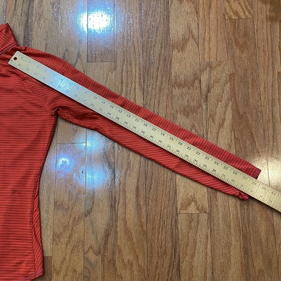 Athleta Size Medium Long Sleeve Women’s Top 3/4 zip Pocket Thumb Holes - Picture 6 of 15